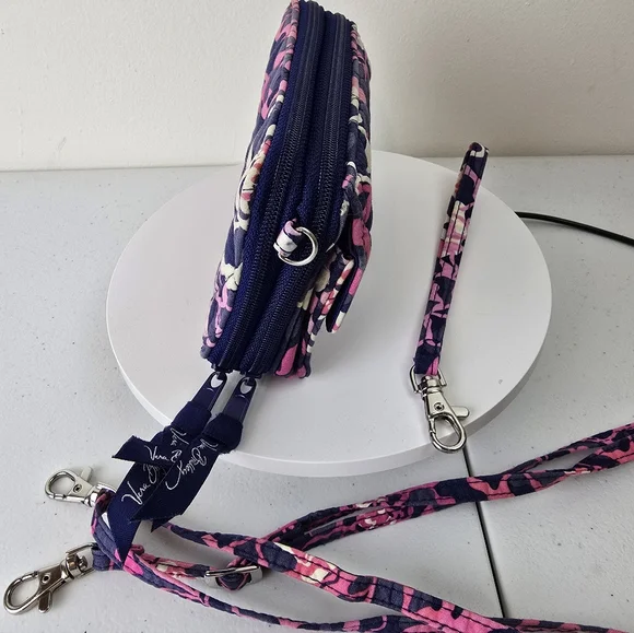 Vera Bradley Wallet Floral Pink & Blue Pre-Owned - Picture 4 of 11